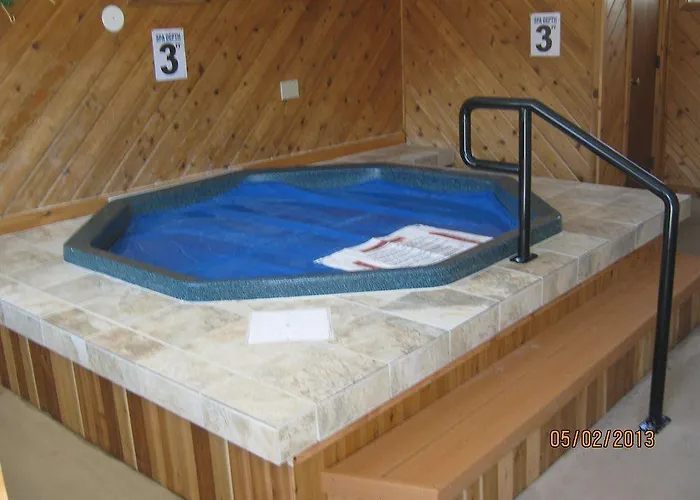 Stagecoach Inn & Suites 2*