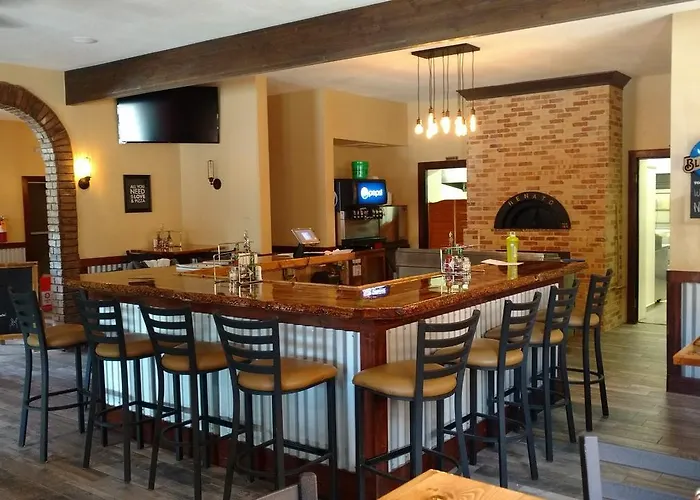 Stagecoach Inn & Suites Motel 2*